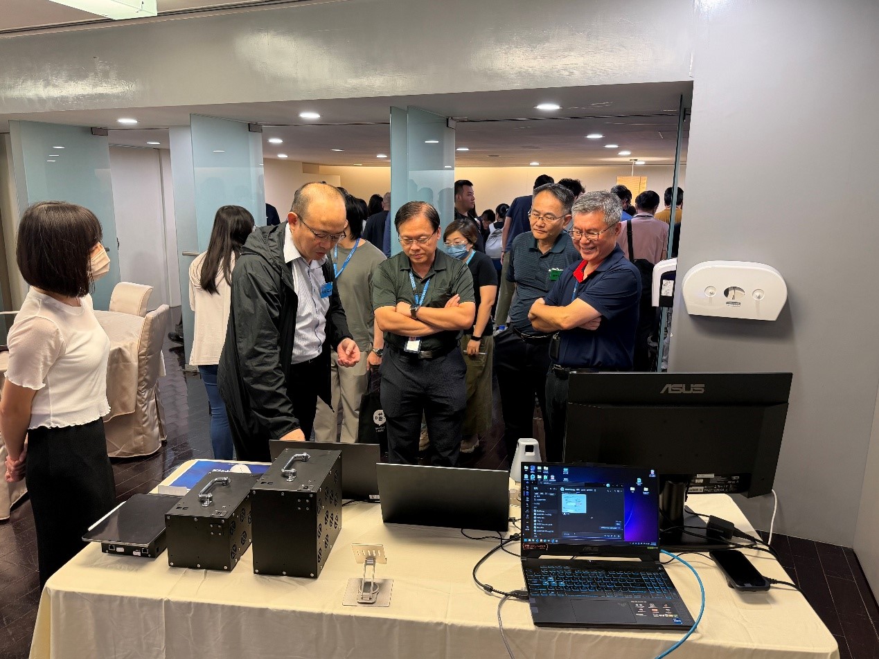 華泰電子感謝有您! 模範員工榮耀時刻